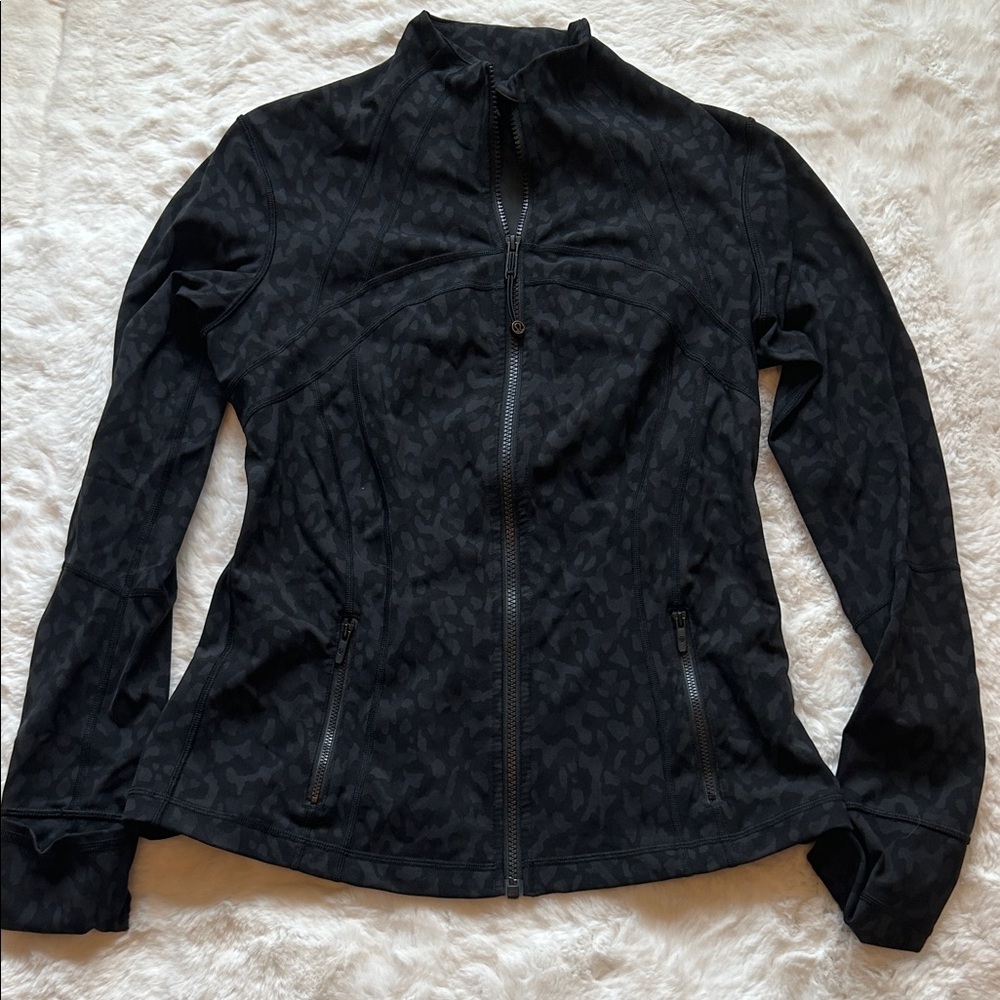 EUC Lululemon Women's Black Leopard Define Jacket